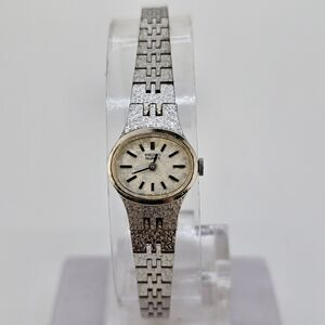 VTG Seiko Women's‎ Watch 18MM Gray Dial Gray Bracelet 6.5" Wrist New Battery